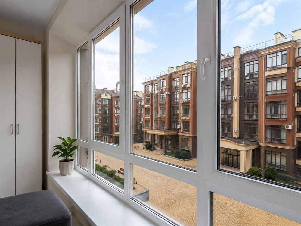 Пластиковые окна в квартире — Симферополь